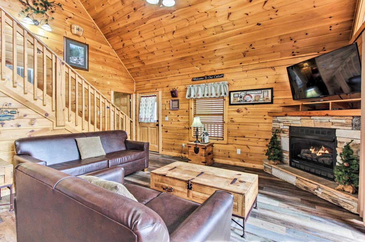 Gatlinburg Mountain Cabin With Grill And Pool Table! Exterior photo