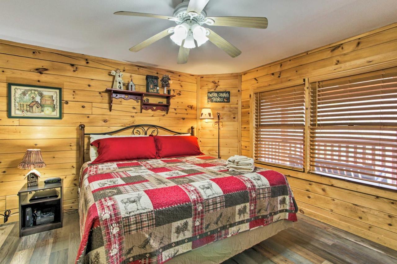 Gatlinburg Mountain Cabin With Grill And Pool Table! Exterior photo