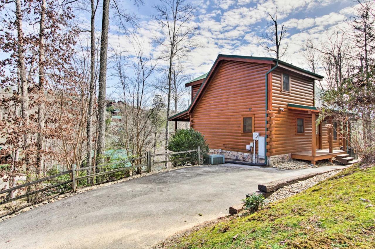 Gatlinburg Mountain Cabin With Grill And Pool Table! Exterior photo